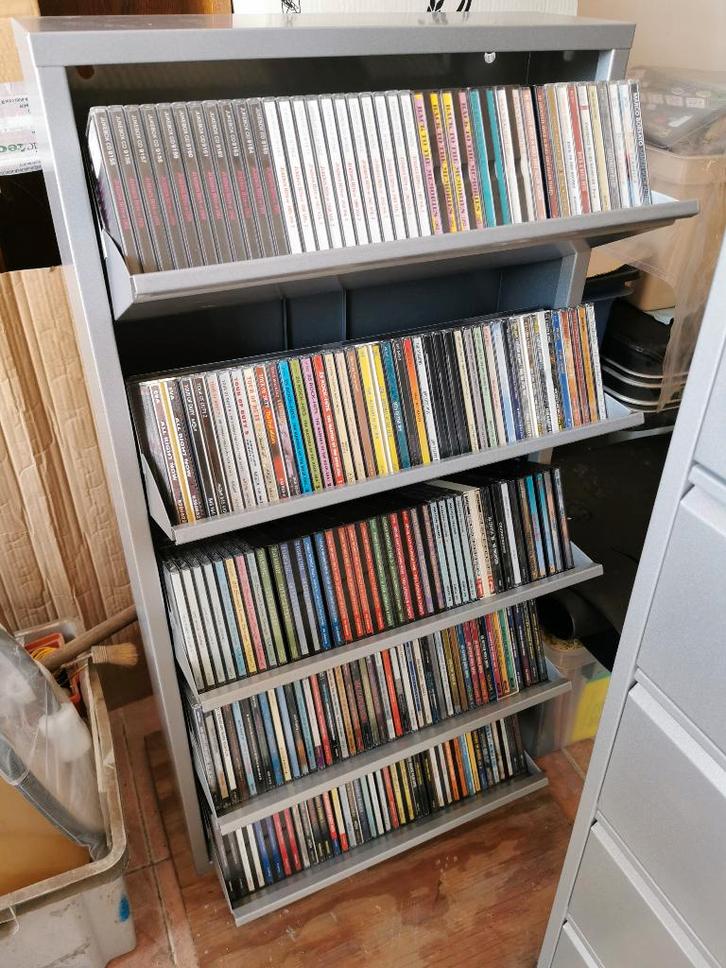 450 tal CD’ s + 2 metalen gelakte CD kasten, Cd's en Dvd's, Cd's | Verzamelalbums, Zo goed als nieuw, Ophalen