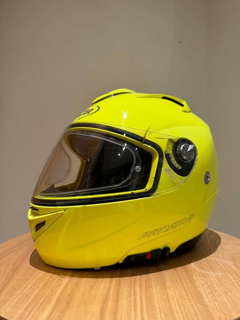 Casque de moto LAZER - bon état - taille L, Motos, Lazer, Femmes, Seconde main, Enlèvement ou Envoi