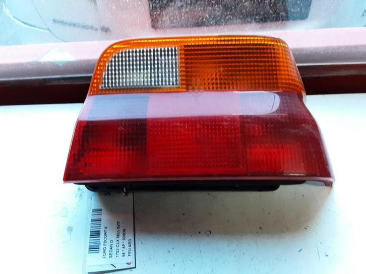 ACHTERLICHT RECHTS Ford Escort 5 (AFL) (01-1993/01-1995), Auto-onderdelen, Verlichting, Ford, Gebruikt