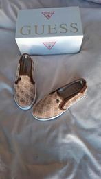 Baskets Slip-on GUESS – Imprimé Monogramme 4G, Enlèvement, Beige