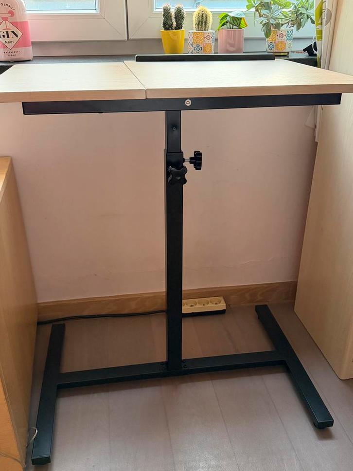 Laptop statafel in hoogte verstelbaar nieuw, Computers en Software, Laptoptafels, Nieuw, In hoogte verstelbaar, Ophalen