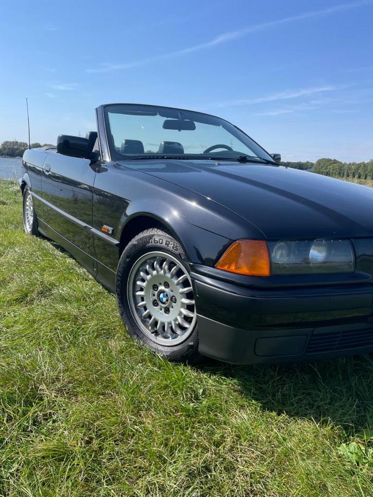 BMW E36 320IA Cabriolet Oldtimer met hardtop CarPass, Auto's, BMW, Particulier, 3 Reeks, Elektrische ramen, Benzine, Cabriolet