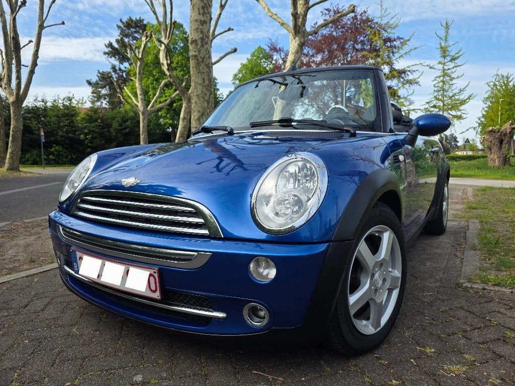 Mini cooper cabrio 1.6 benzine euro4 perfecte staat. Airco!, Auto's, Voorwielaandrijving, Zwart, Cabriolet, Leder