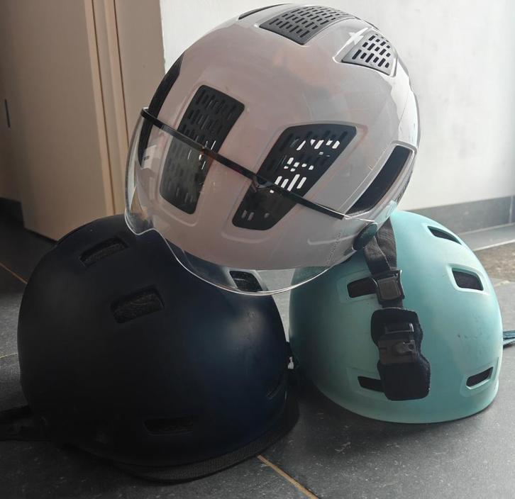 Casques de vélo pour adulte et enfant, Vélos & Vélomoteurs, Accessoires vélo | Casques de vélo, Utilisé, Homme ou Femme, Autres tailles