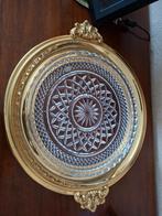 plat de service en verre, Enlèvement