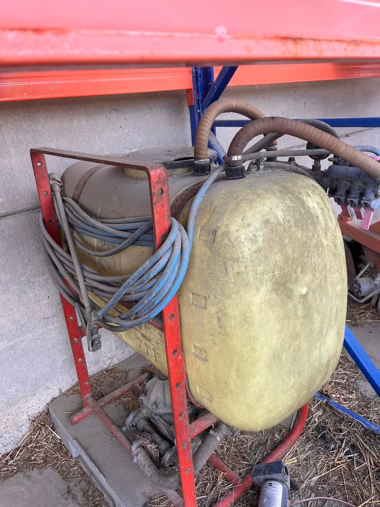 Sproeier voor achter traktortje, Ophalen, Gewasbescherming en Bemesting