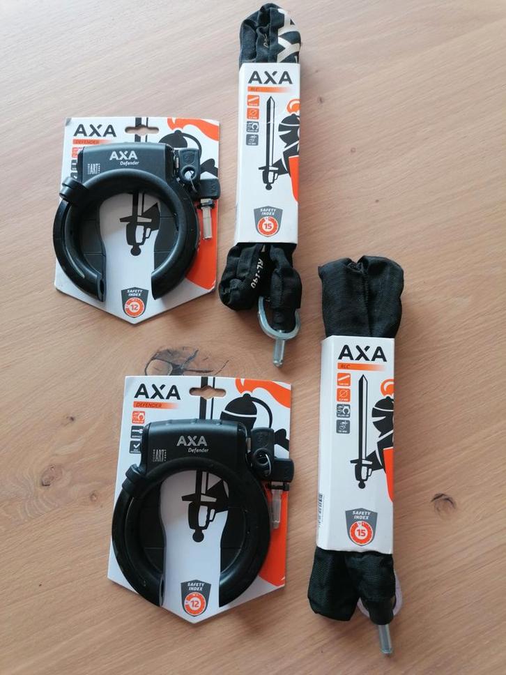 2 AXA defender ringsloten + 2 AXA insteekkettingen 140cm, Fietsen en Brommers, Fietsaccessoires | Fietssloten, Nieuw, Kettingslot