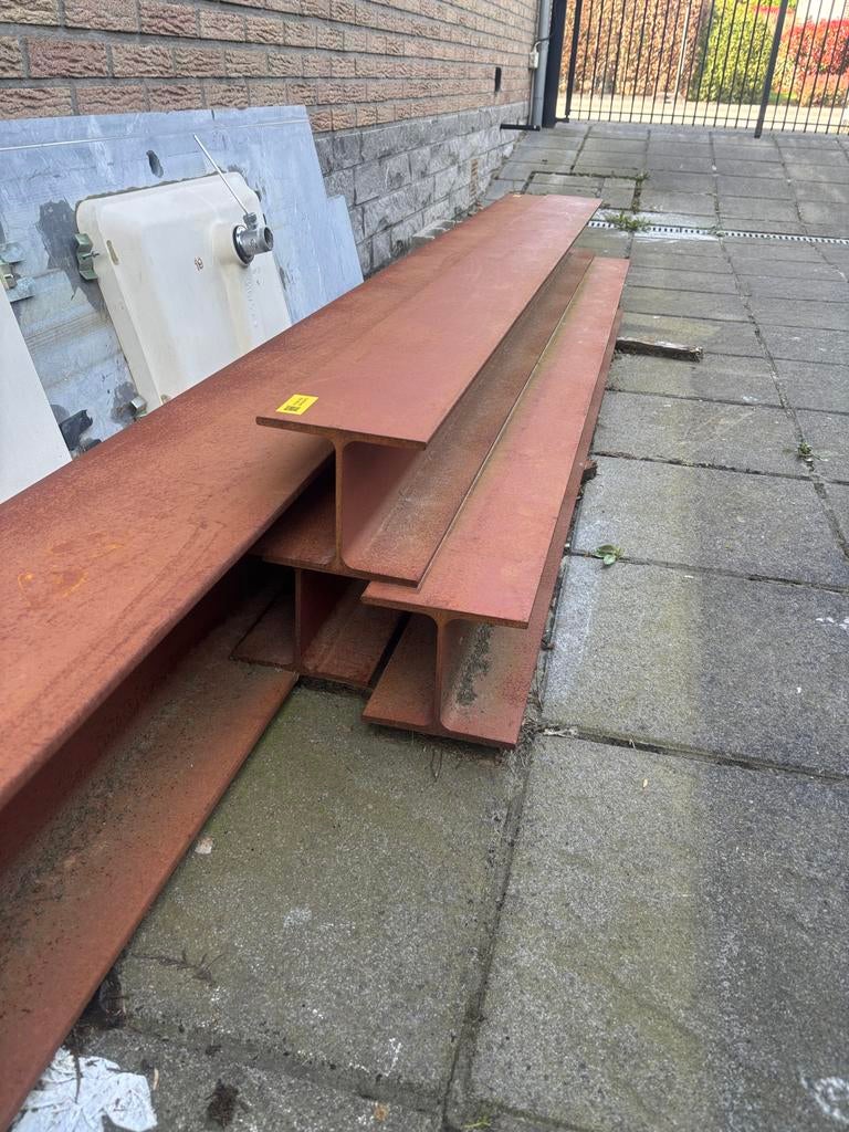 Poutrelles metalliques HEA160 et HEA240, Enlèvement, Utilisé