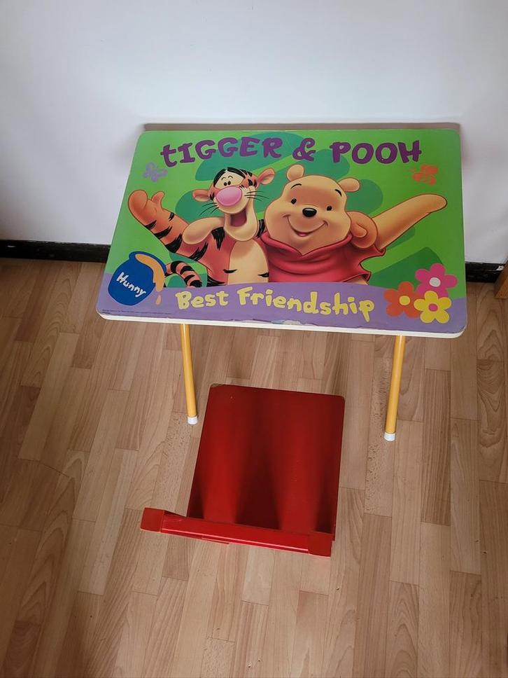 Bureau enfant Tiger Pooh et sa chaise rouge.Très bon état, Maison & Meubles, Bureaux, Comme neuf, Enlèvement