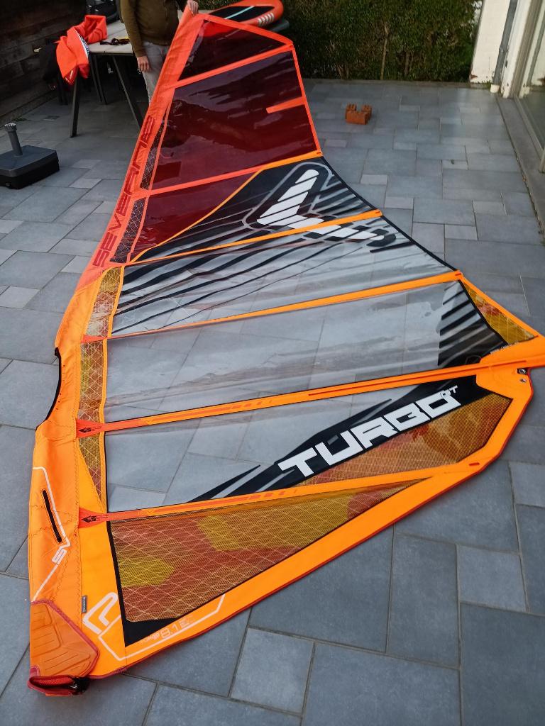 Severne Turbo taille 8.1, Sports nautiques & Bateaux, Planche à voile, Utilisé, Voile, Enlèvement