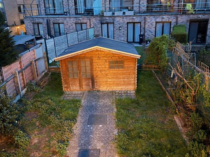 GRATIS TUINHUIS, Tuin en Terras, Tuinhuizen, Gebruikt, Tuinhuis, Hout, 250 tot 300 cm, 200 tot 400 cm, 1 raam, Met overkapping