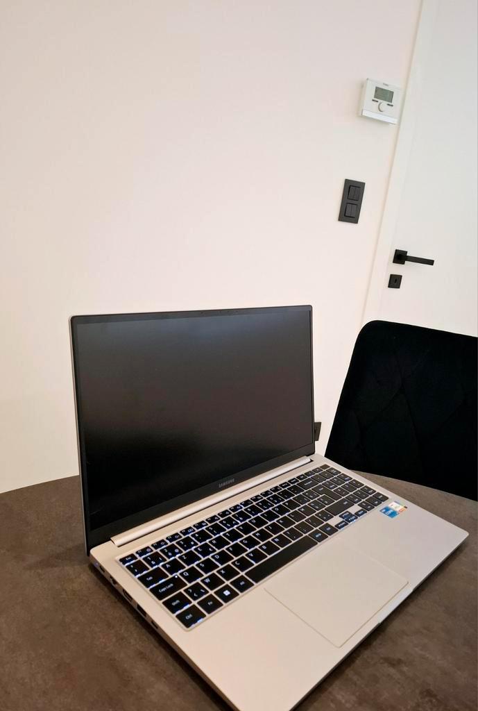 Samsung Galaxy Book4 i5 – 512GB – Zo goed als nieuw, Informatique & Logiciels, Chromebooks, Envoi