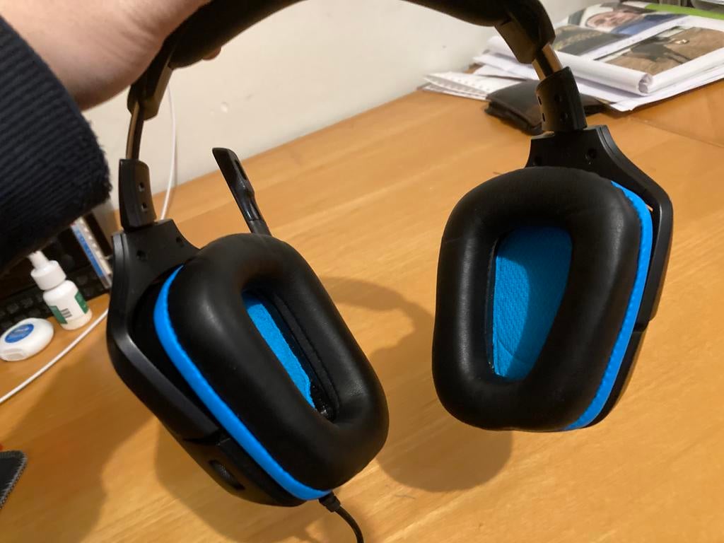 Logitech g432 bedraade headset, Informatique & Logiciels, Casques micro, Enlèvement ou Envoi, Casque gamer, Logitech, Comme neuf