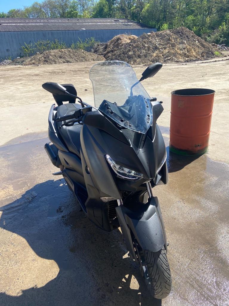 Xmax 125cc, Ophalen, Zo goed als nieuw