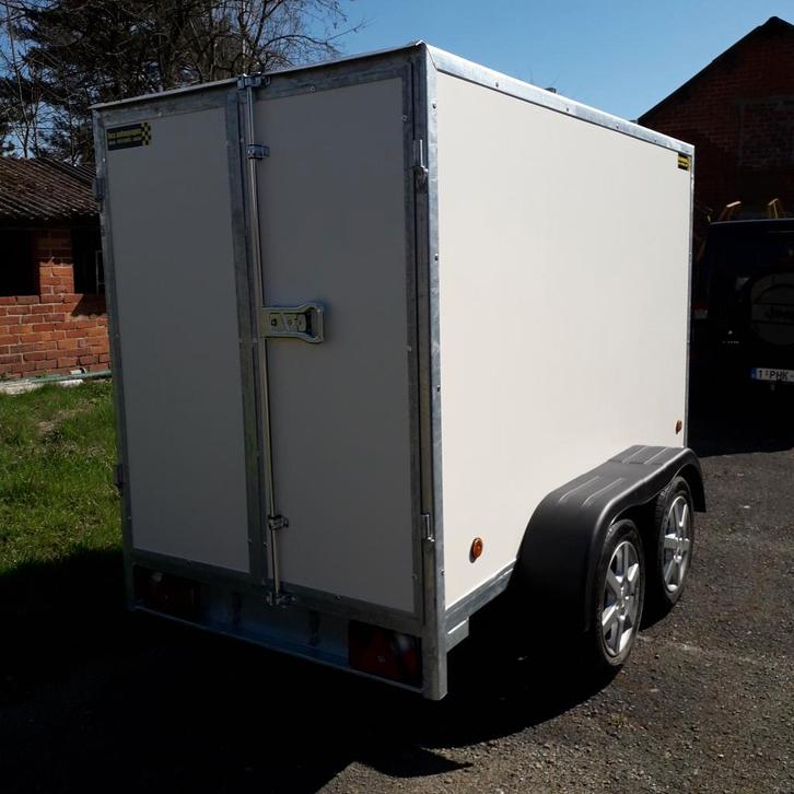 gesloten aanhangwagens roca, Autos : Divers, Remorques, Comme neuf, Enlèvement