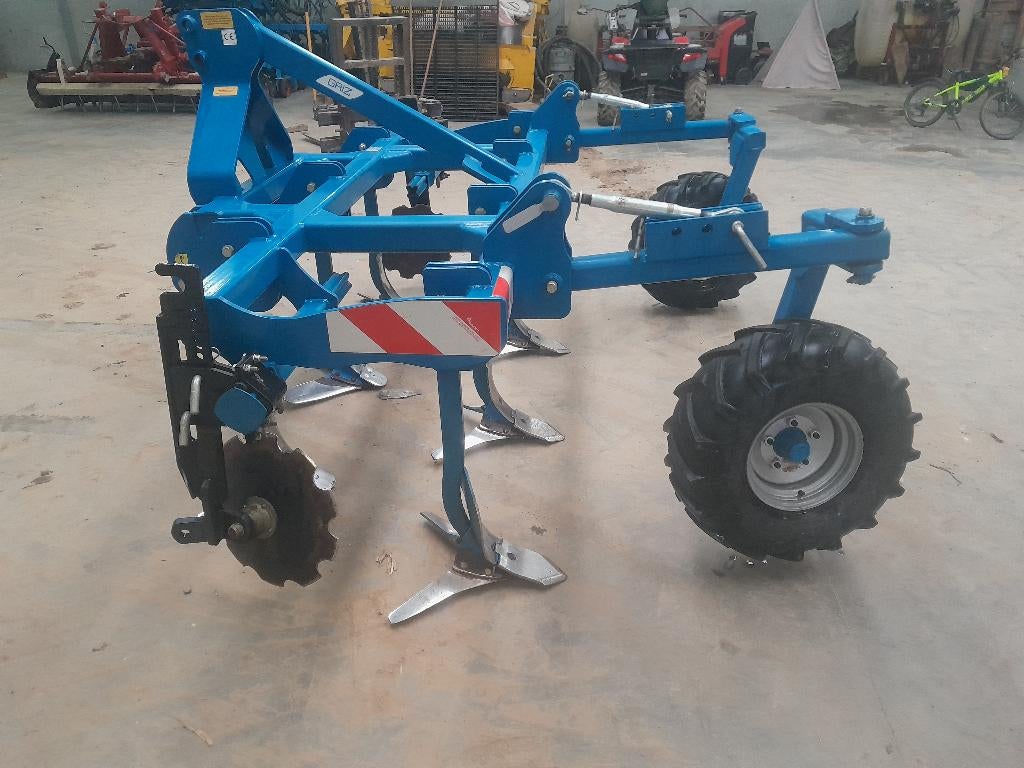 Cultivateur frontal et charrue à érosion, Enlèvement, Cultures, Labour