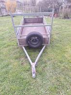 Remorque simple essieux 
Largeur :1m10
Longueur 2m
En bonne