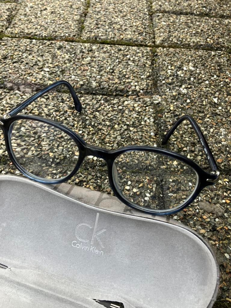 Calvin Klein, Ophalen, Zo goed als nieuw