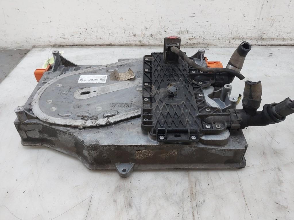 CHARGEUR DE BATTERIE (|1EA915681EA|1EA915681FE|), Dhr. J. Ham, Utilisé, Administratie@autoham.nl, Nijkerkerstraat 27a 27a
3821 CD  AMERSFOORT, NL