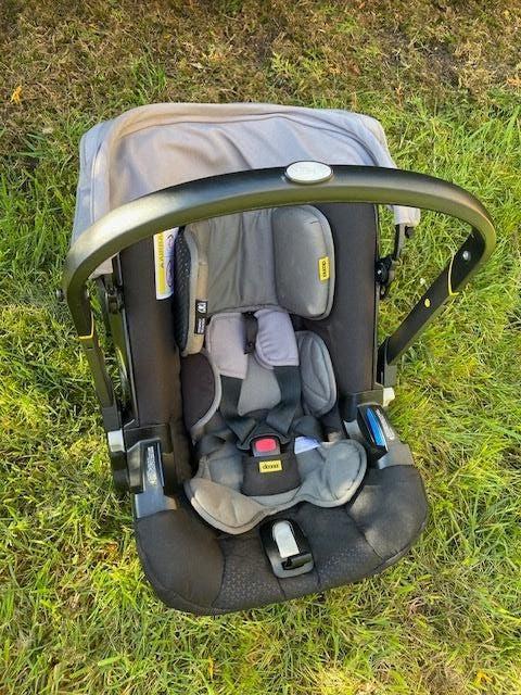 DOONA  buggy & autostoel in 1   Perfecte staat, Kinderen en Baby's, Ophalen, Zo goed als nieuw, Zonnekap