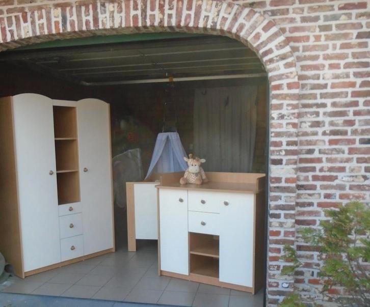 Chambre prénatale complète pour bébé en très bon état, Enfants & Bébés, Chambre d'enfant | Chambres d'enfant complètes, Comme neuf