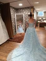 Trouwjurk bloemetjes handgemaakt erop gezet, Vêtements | Femmes, Vêtements de mariage & Accessoires de mariage, Enlèvement