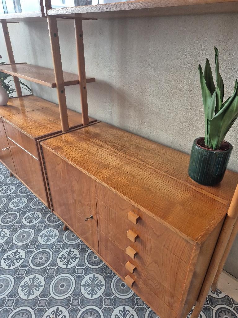 Système mural Vintage Jirak, Maison & Meubles, Armoires | Armoires murales, Enlèvement