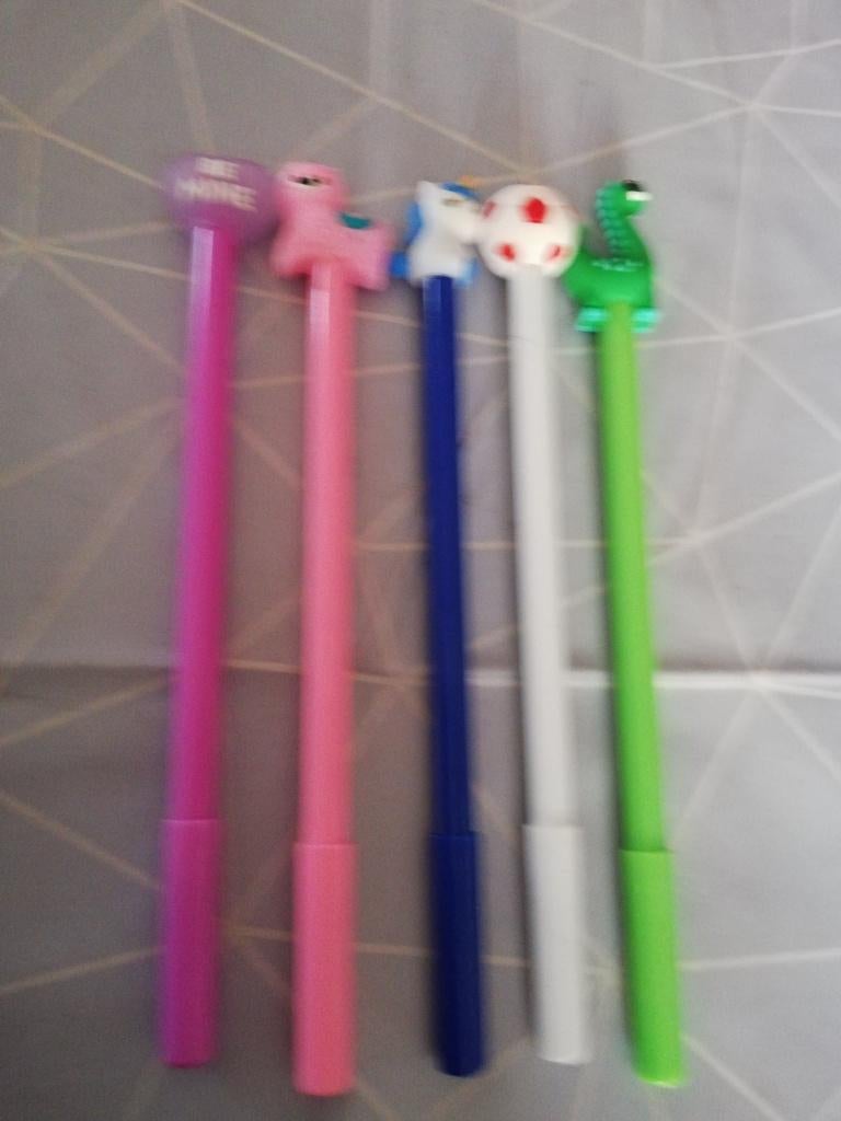 Lot de 5 stylos à bille, Enlèvement ou Envoi, Neuf, Stylo à bille, Autres marques