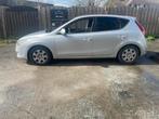 Hyundai i30 1.6 diesel, Autos, Electronic Stability Program (ESP), Argent ou Gris, Achat, Boîte manuelle