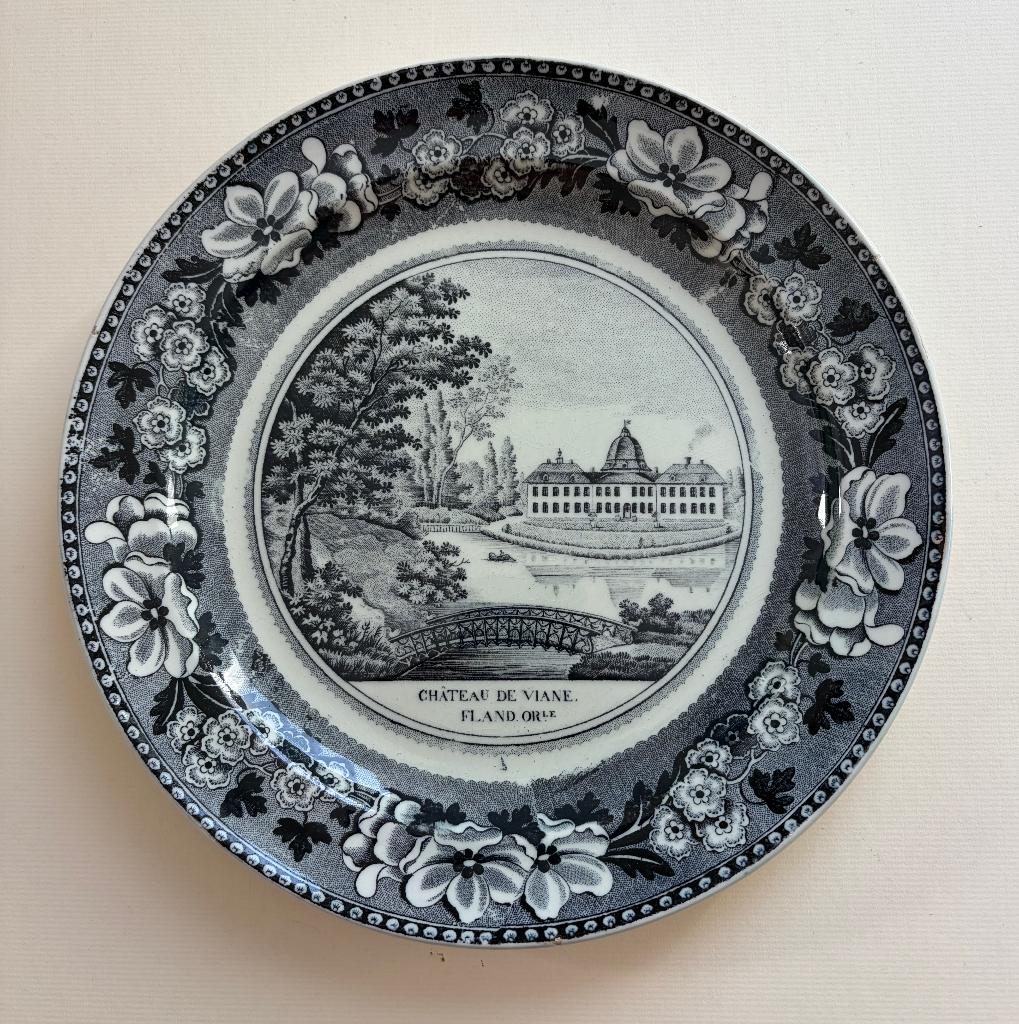 Château de VIANE flandre assiette P. J. BOCH 1823 faïence, Antiquités & Art, Envoi