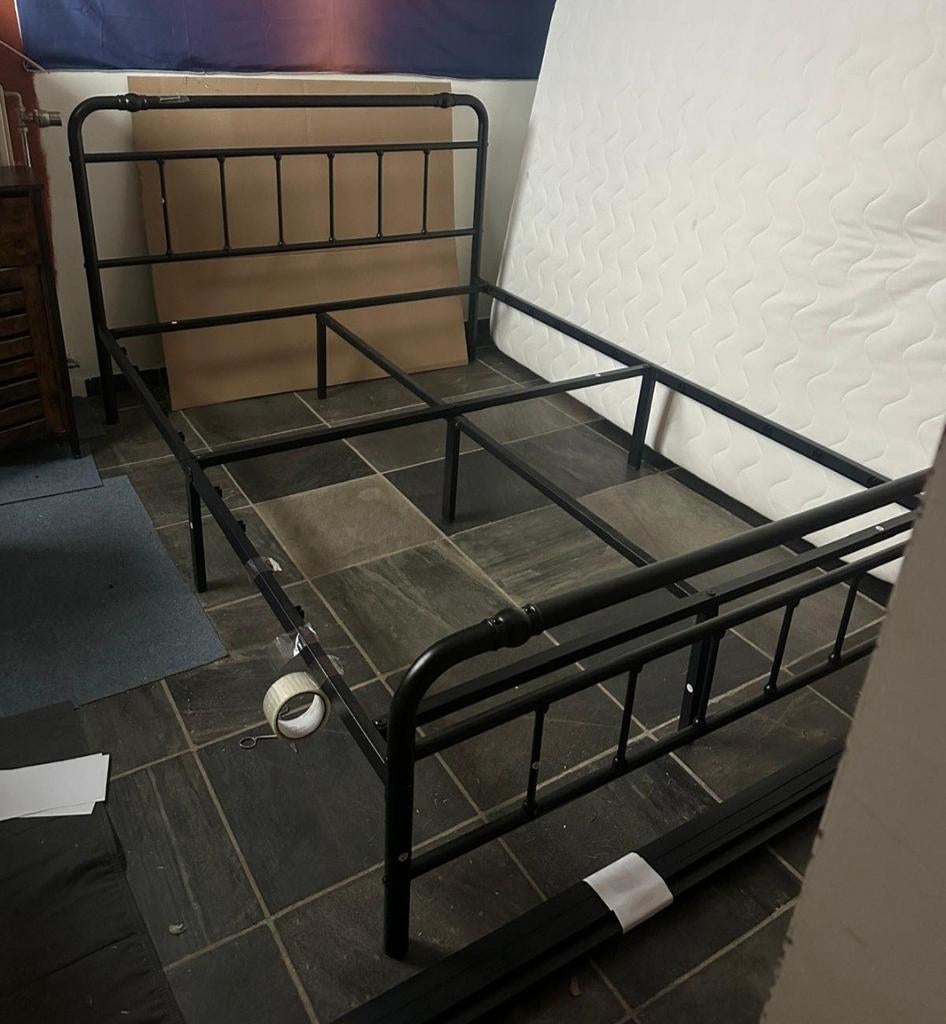 Lit double, Enlèvement