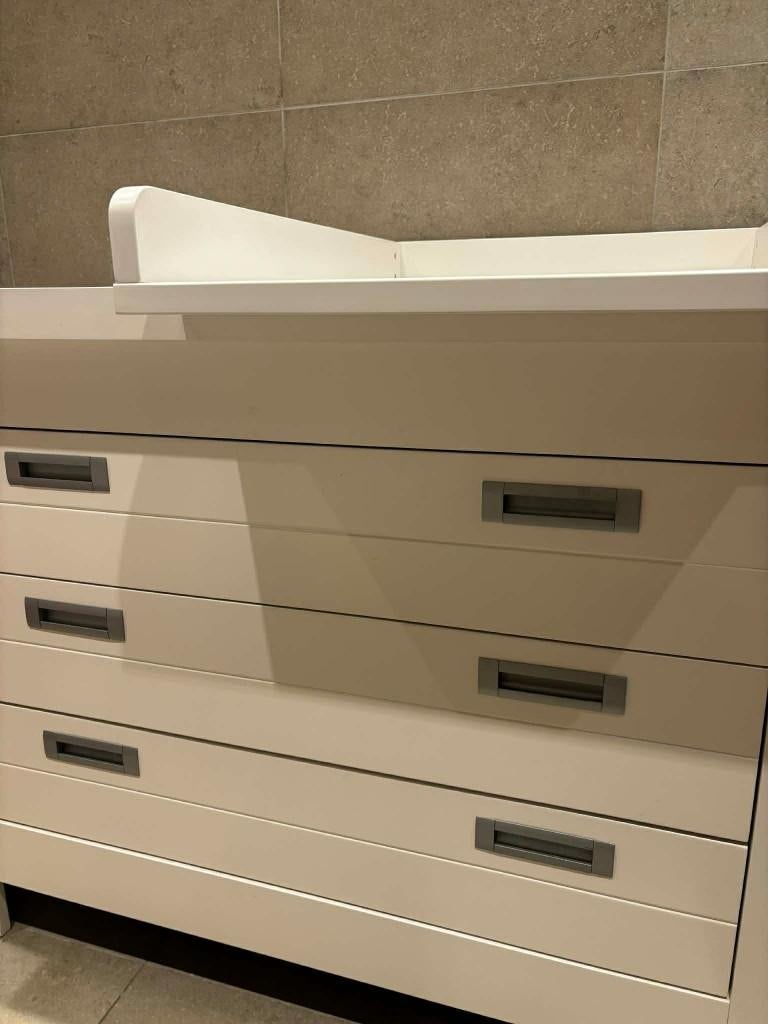 commode en ledikant, Enlèvement, Utilisé, Commode