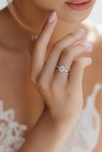 Bague Neuve Solitaire Diamant 0,26 ct EF VS1 + Certificat, Handtassen en Accessoires, Ringen, Ophalen, Nieuw, Met edelsteen, Dame