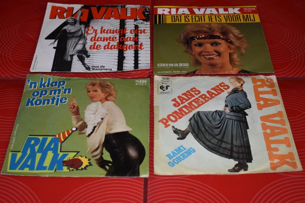 ambiance met de muzieksingels van Ria Valk, Ophalen of Verzenden, Zo goed als nieuw, Levenslied of Smartlap