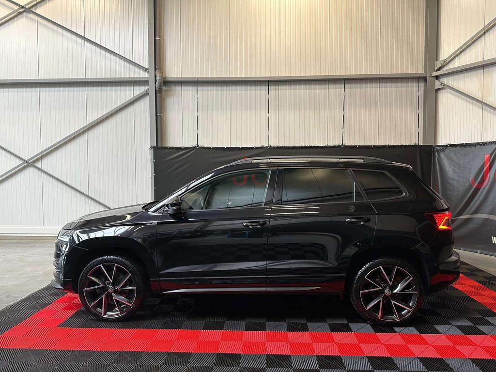 Skoda Karoq 1.5 TSI/Sportline/DSG/Led/Cc/Zv/Camera/S Seats/, Autos, Skoda, Entreprise, Noir, Phares entièrement LED, 5 places