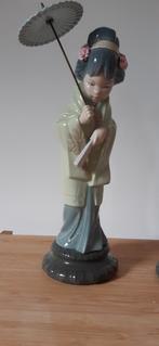 Lladro gheisa met parasol, Ophalen of Verzenden, Zo goed als nieuw