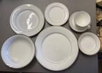Vintage servies met zilveren rand Zylstra, plus toebehoren, Huis en Inrichting, Keuken | Servies, Ophalen, Zo goed als nieuw, Effen