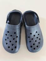 Slippers, model Crocs, maat 35, donkerblauw, NIEUW, Jongen of Meisje, Overige typen, Nieuw, Ophalen of Verzenden