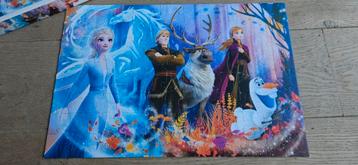 Frozen puzzel 100 stuks  beschikbaar voor biedingen