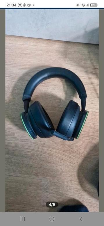 Xbox wireless headset  beschikbaar voor biedingen