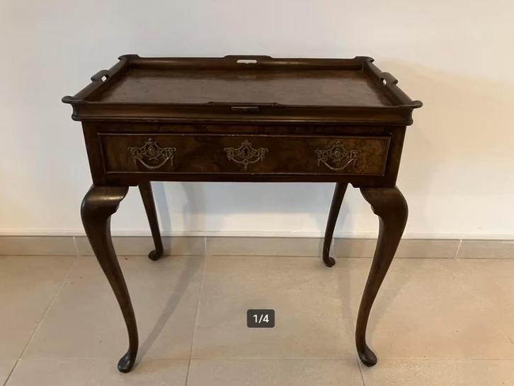 Authentiek Louis XIV kastje met afneembaar dienblad, Antiek en Kunst, Antiek | Meubels | Tafels, Ophalen