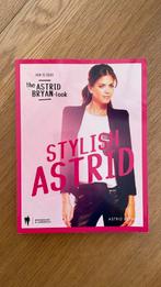 Stylish Astrid, Enlèvement ou Envoi, Comme neuf