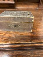 Tire-lire ancienne, Ophalen of Verzenden