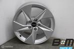 NIEUW! ORIGINEEL! 1 losse 17 inch velg Audi A3 8Y 8Y0601025A, Auto-onderdelen, Banden en Velgen, Gebruikt, Velg(en)