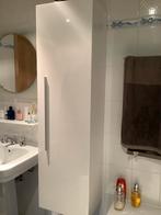 Wit gelakt badkamer kastje met deurrem,was nieuw + 300€, Huis en Inrichting, Ophalen of Verzenden, Zo goed als nieuw