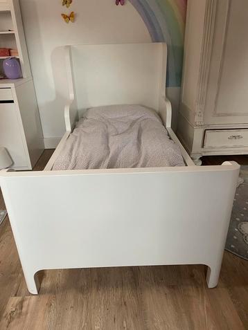 Ikea meegroeibed met extra’s zgan beschikbaar voor biedingen