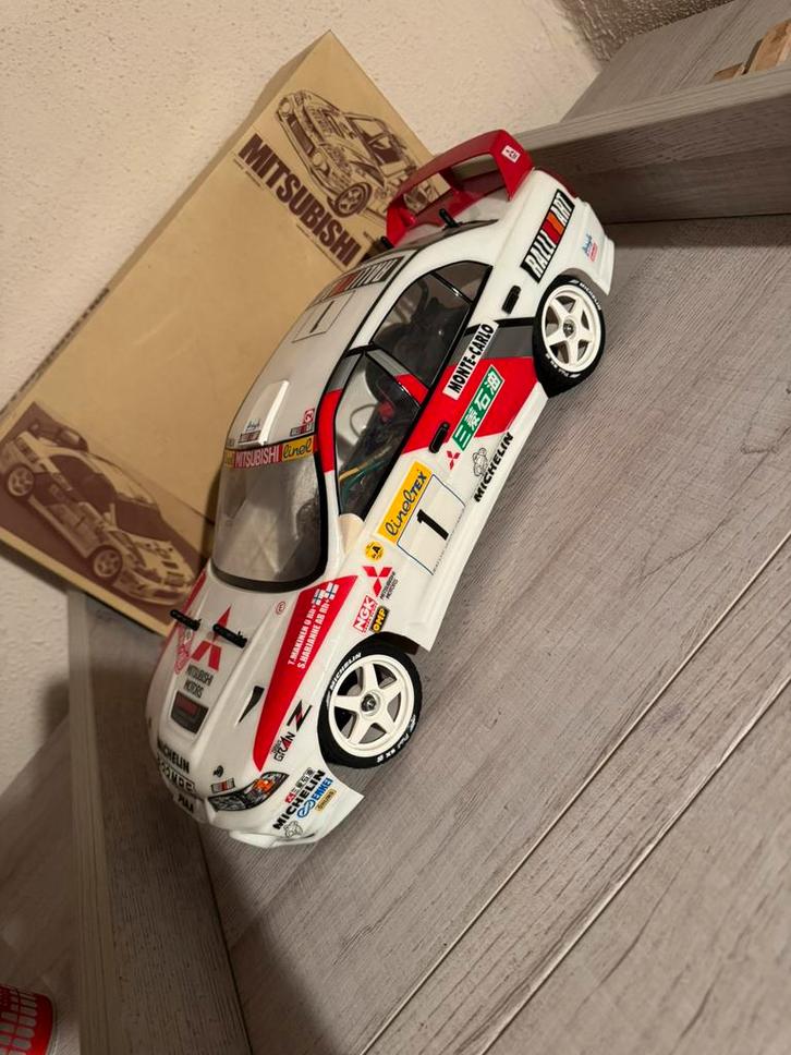 Tamiya lancer evo, Hobby en Vrije tijd, Modelbouw | Radiografisch | Auto's, Zo goed als nieuw, Ophalen