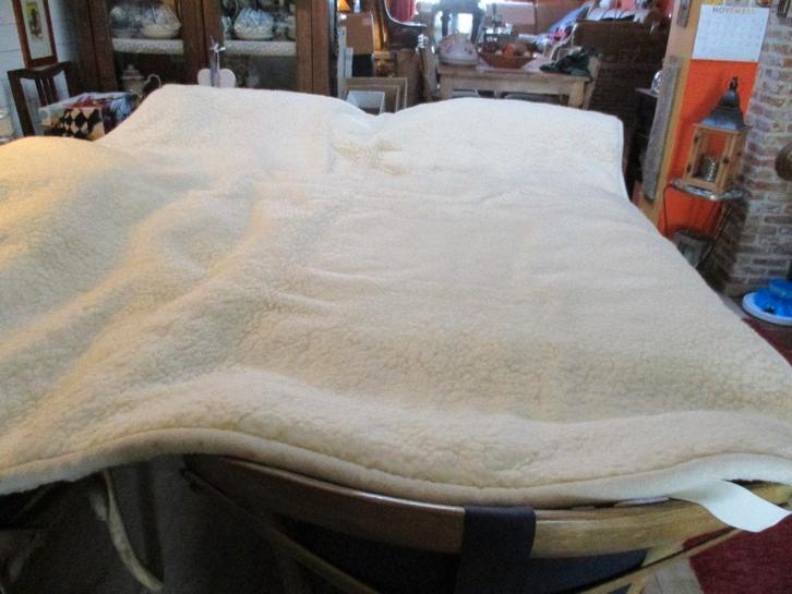 Schapenwollen onderdeken van Merino, Maison & Meubles, Chambre à coucher | Linge de lit, Comme neuf, Autres types, Enlèvement
