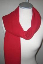 Rode sjaal fleece, Kleding | Dames, Mutsen, Sjaals en Handschoenen, Ophalen of Verzenden, Zo goed als nieuw, Sjaal