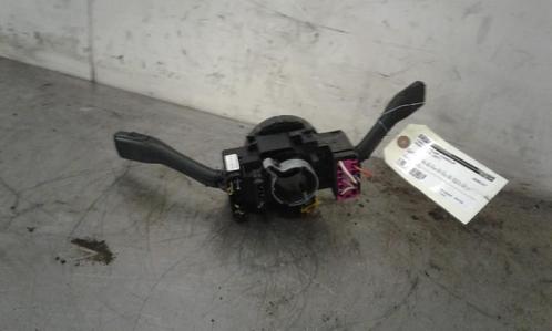 COMBISCHAKELAAR STUUR Skoda Fabia (6Y5) (01-2000/12-2007), Auto-onderdelen, Dashboard en Schakelaars, Skoda, Gebruikt
